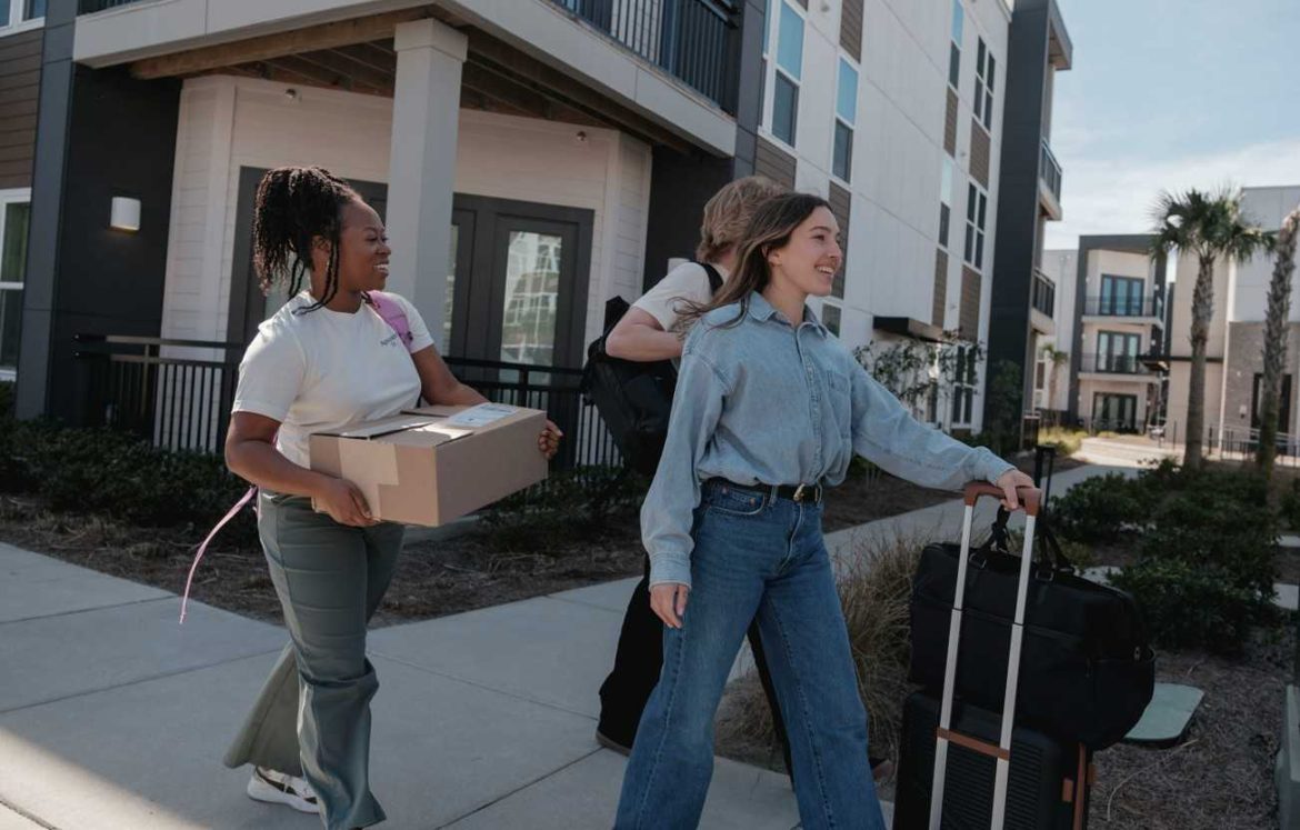 Quelles sont les aides au logement et déménagement pour étudiant lors d'une installation dans un nouveau logement.